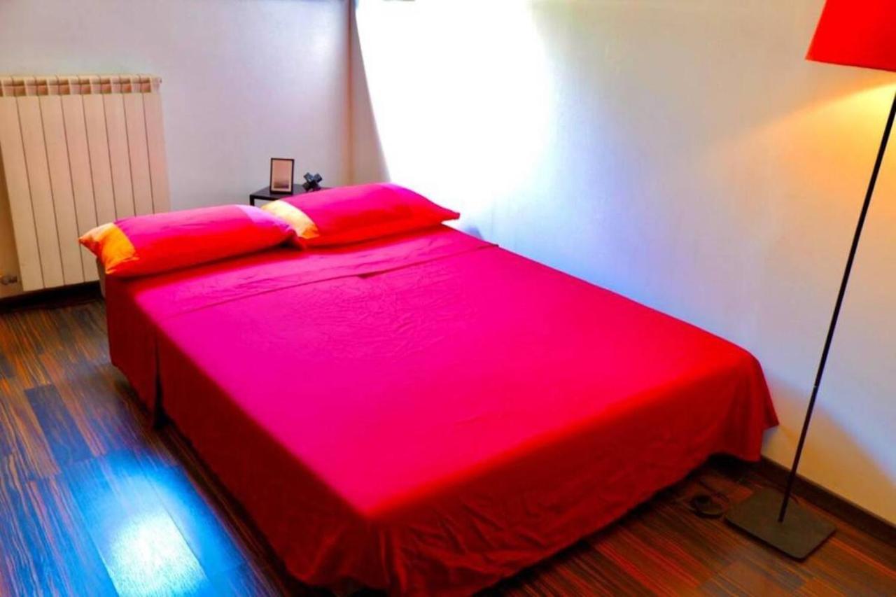 Lovely Apartment Navigli มิลาน ภายนอก รูปภาพ